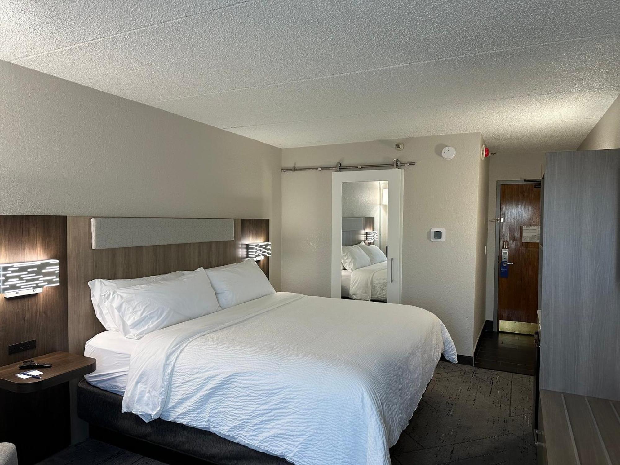 Holiday Inn Express & Suites Eden Prairie - Minneapolis, An Ihg Hotel Ngoại thất bức ảnh