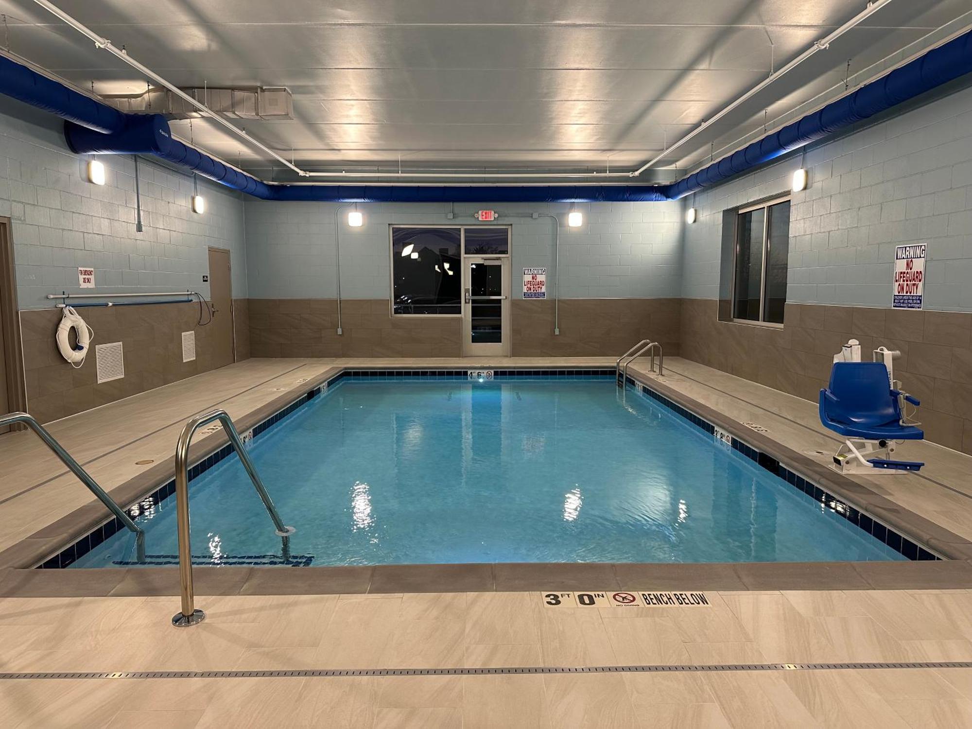 Holiday Inn Express & Suites Eden Prairie - Minneapolis By Ihg Ngoại thất bức ảnh